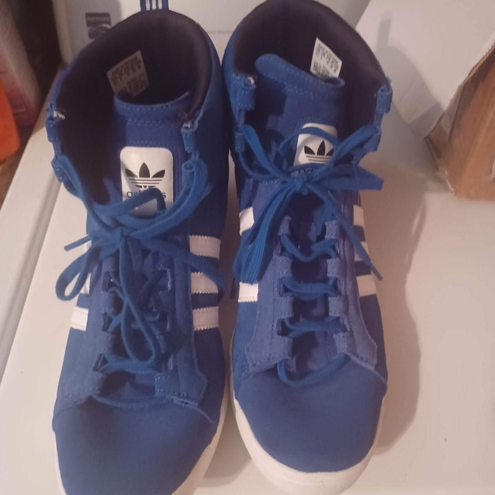 Women's Adidas wedge sneakers size 9in a half